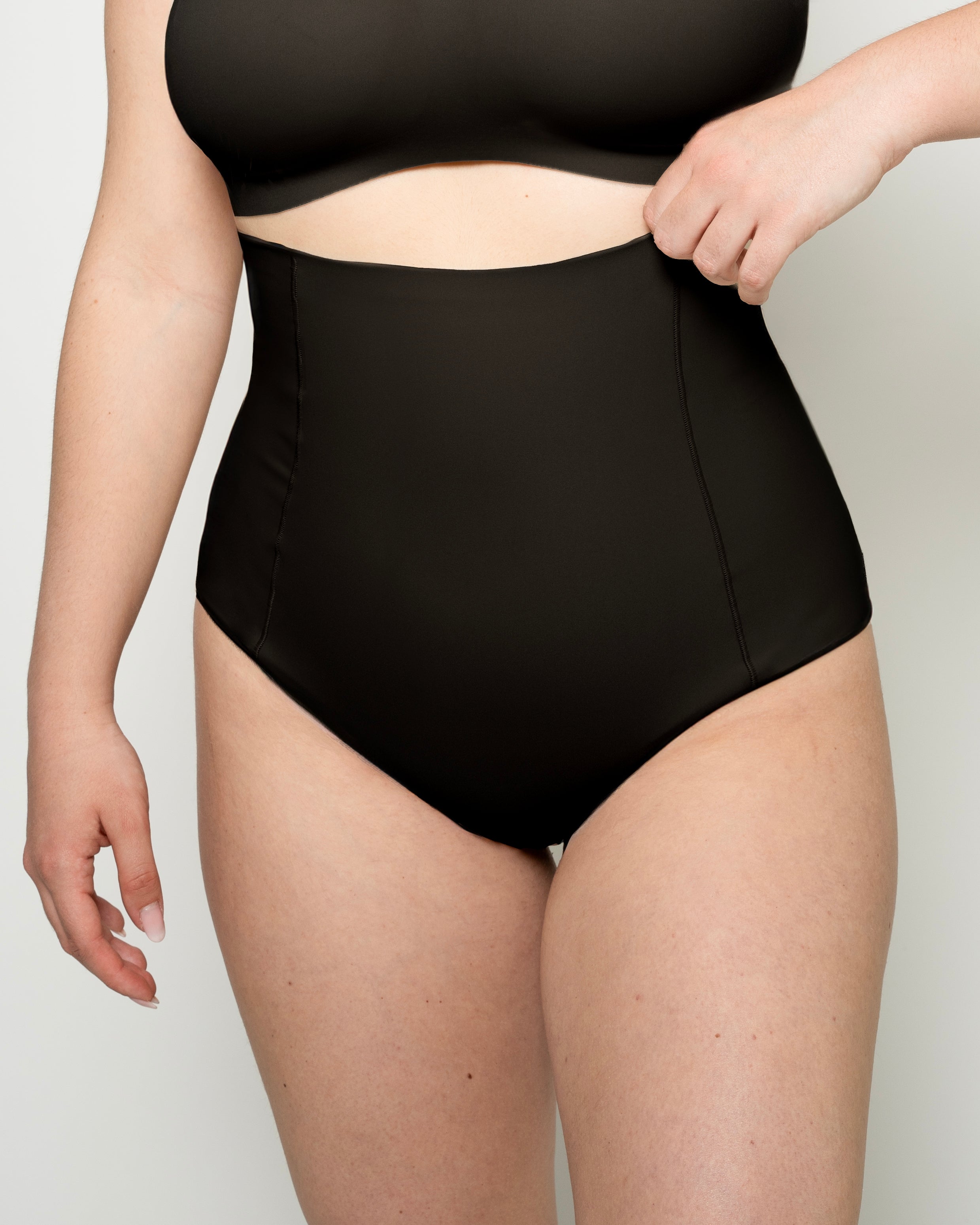 High-rise Smoothing Briefs